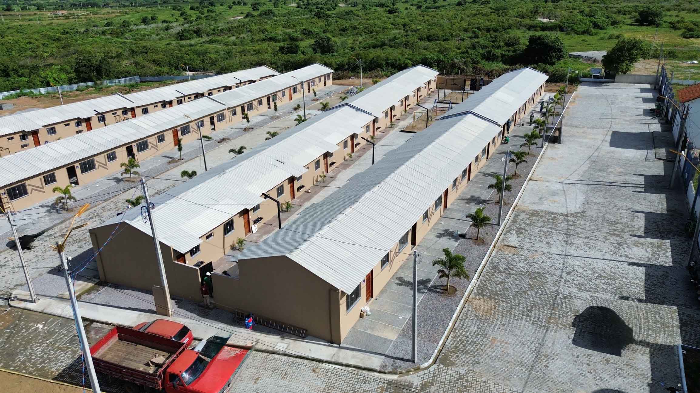 ENTREGA DAS 40 CASAS